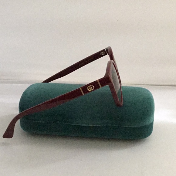 GUCCI SUNGLASSES FOR LADIES. - Picture 9 of 11